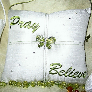 Pray-Believe-Scented-Sachet-Pillow-White-with-Green-front2.jpg